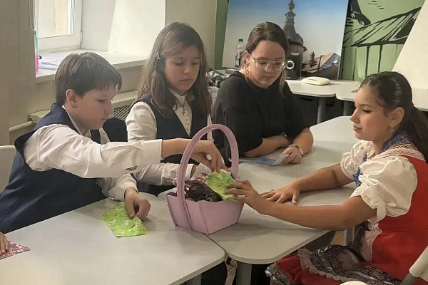 «Ростовский кремль» провёл занятие для ребят из Брянки (ЛНР)