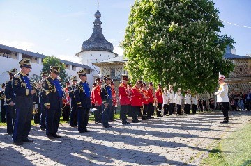 Оркестр на территории музея-заповедника "Ростовский кремль"