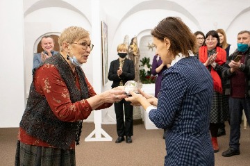 17.12.2021_Открытие выстывки_ Под крылом ангела_62.jpg