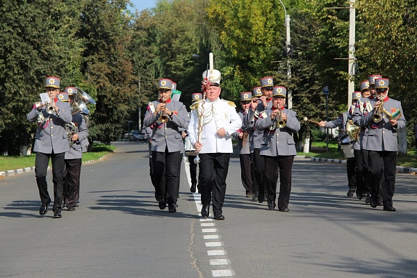 Духовой оркестр в Ростовском кремле