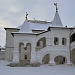 Ил. 1. Крыльцо Государских хором Ростовского кремля с шатрами, увенчанными флюгерами