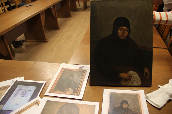 В Государственном музее-заповеднике «Ростовский кремль» завершился третий, заключительный этап Выездной школы реставрации по станковой живописи. 